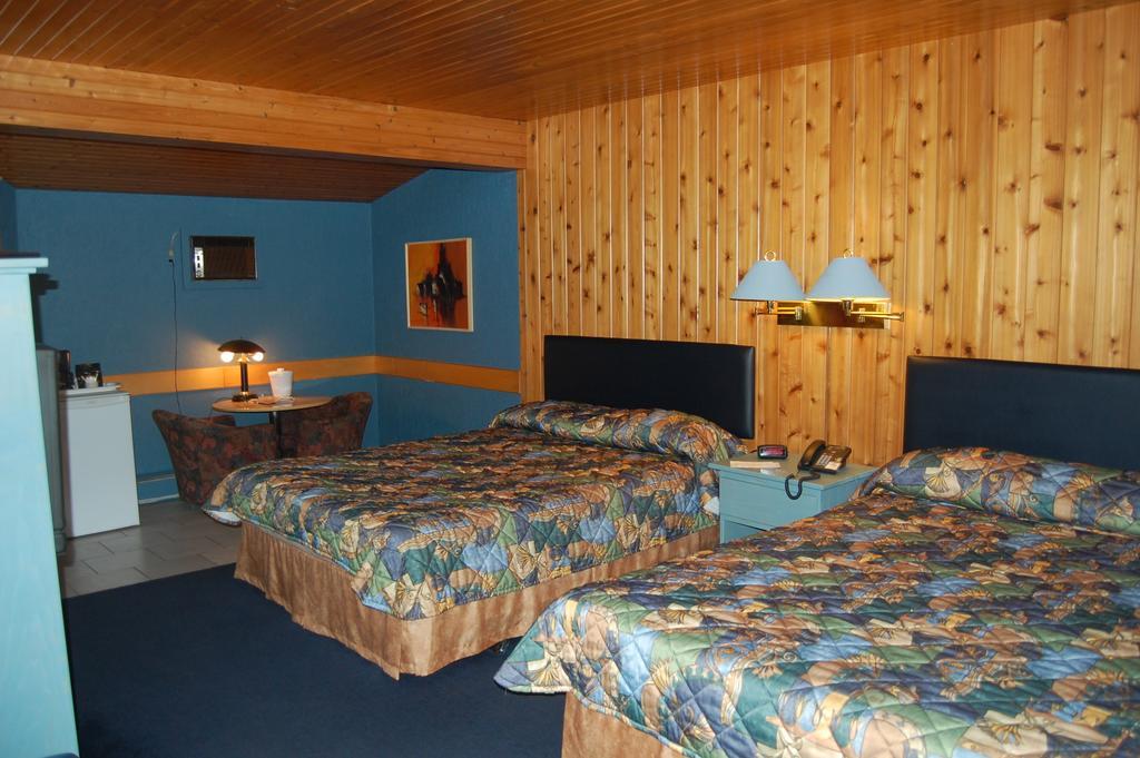 Nominingue Auberge Godard מראה חיצוני תמונה